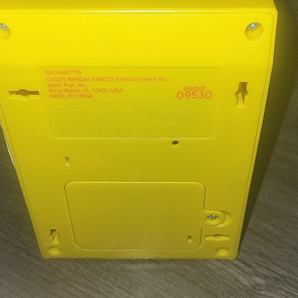 Retro Mini Arcade Game - Yellow Pac Man